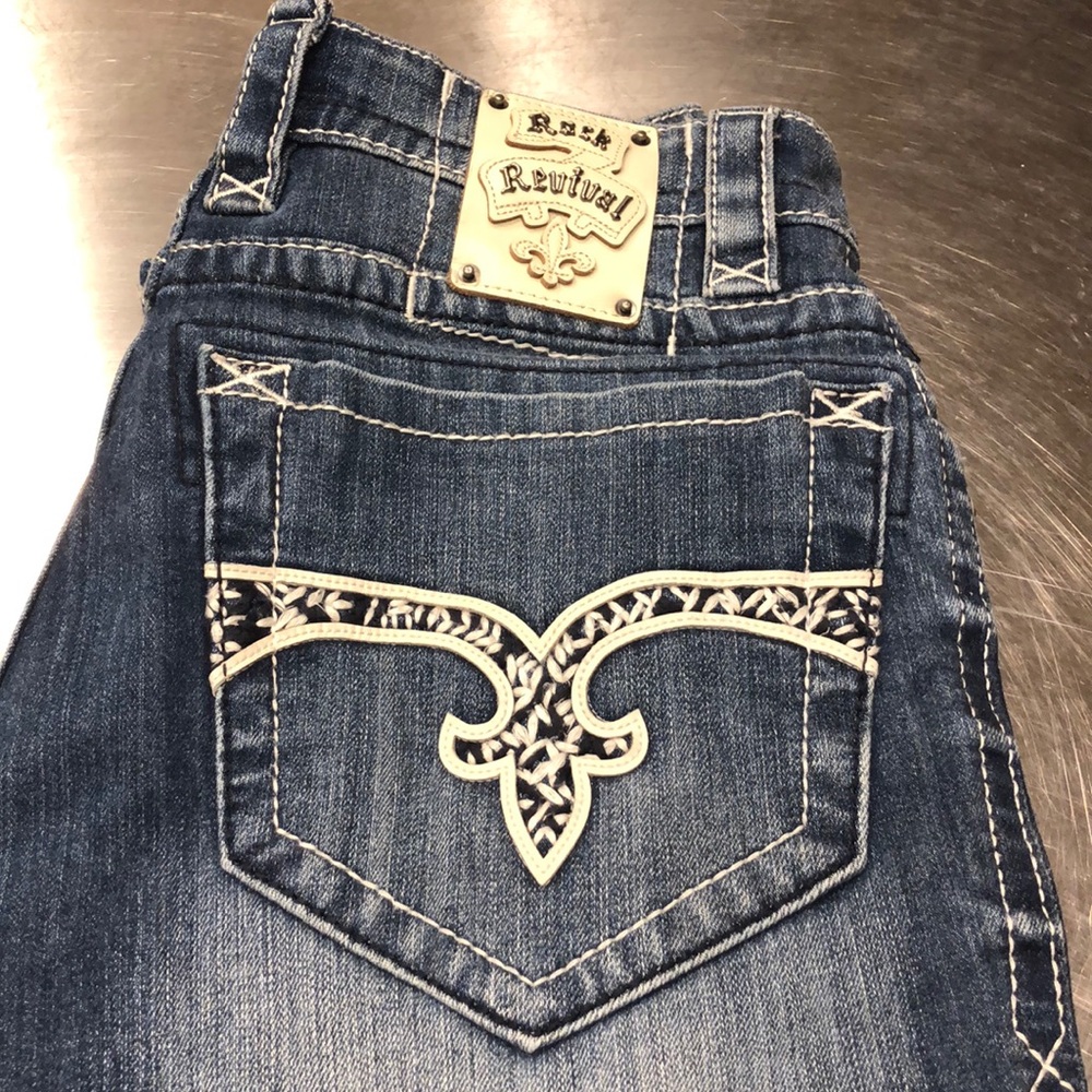 Men’s rock revival jeans